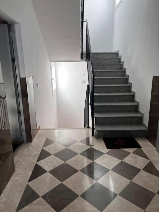 La Casa De La Avenida Cenes De La Vega